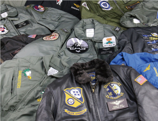 フライトジャケット、スーツ